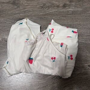 Strawberry Print Women's Sleepwear Set - Cream